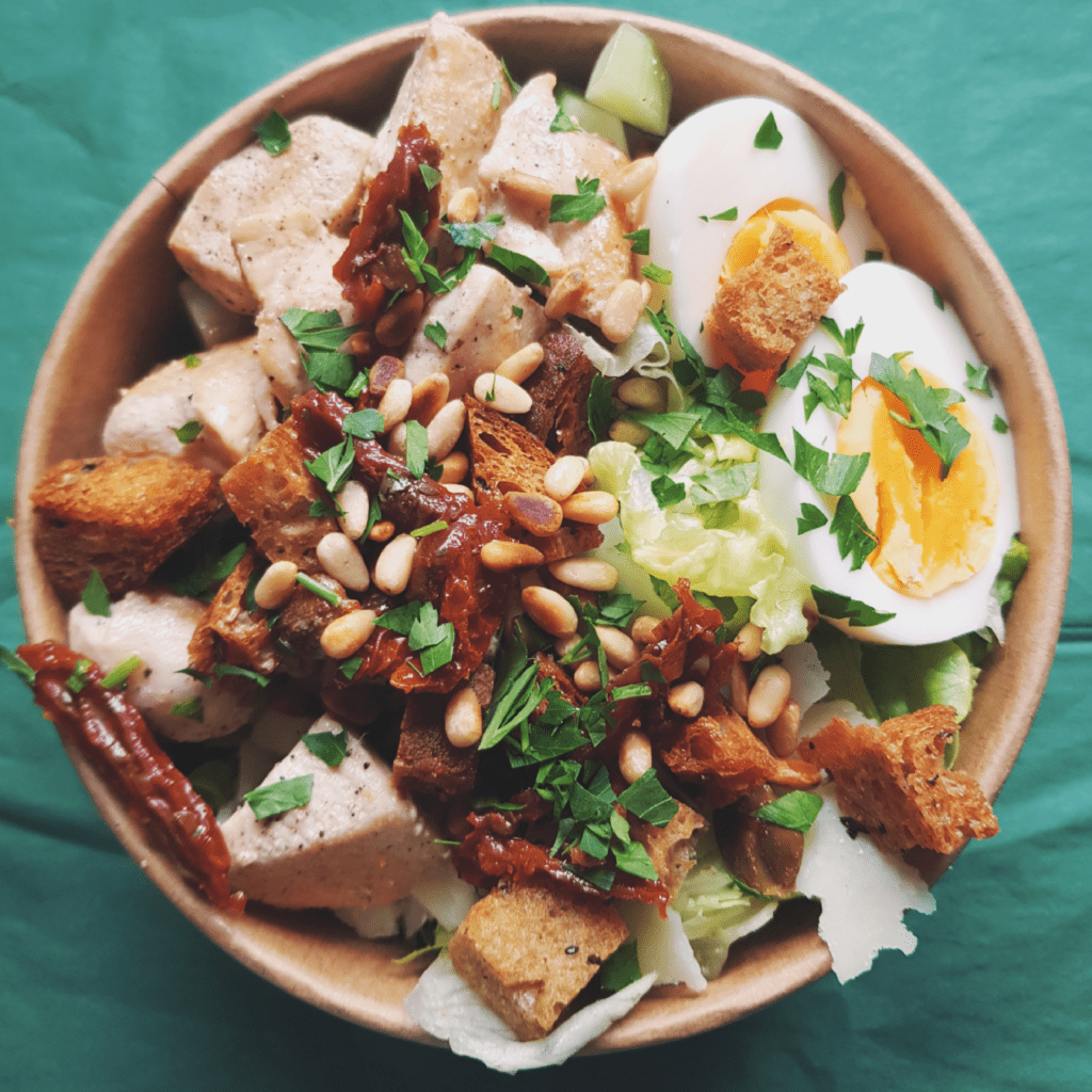 Repas traiteur en livraison du lundi au vendredi par Caractère Traiteur